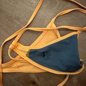 Jolyn vent top Size M